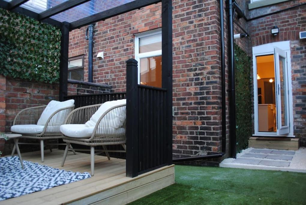 فيلا Cosy Renovated House In Warrington المظهر الخارجي الصورة